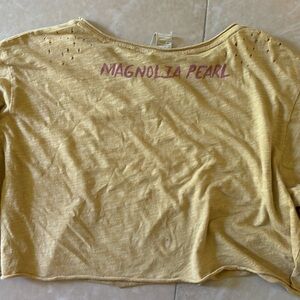 Magnolia pearl Short sleeved T-shirt cropped shirt // mustard